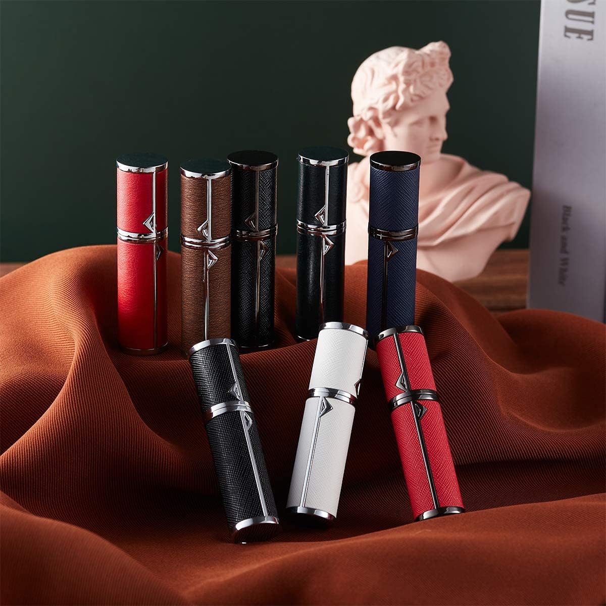 【限定セール】空のアトマイザー 香水スプレーボトル 5ml 詰め替え可能 2-2.5mm径 ブラックPUレザー レディース用